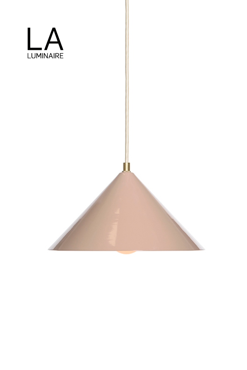 Showroom exhibition of powder coated aluminium pendant lamp By Luminaire Authentik